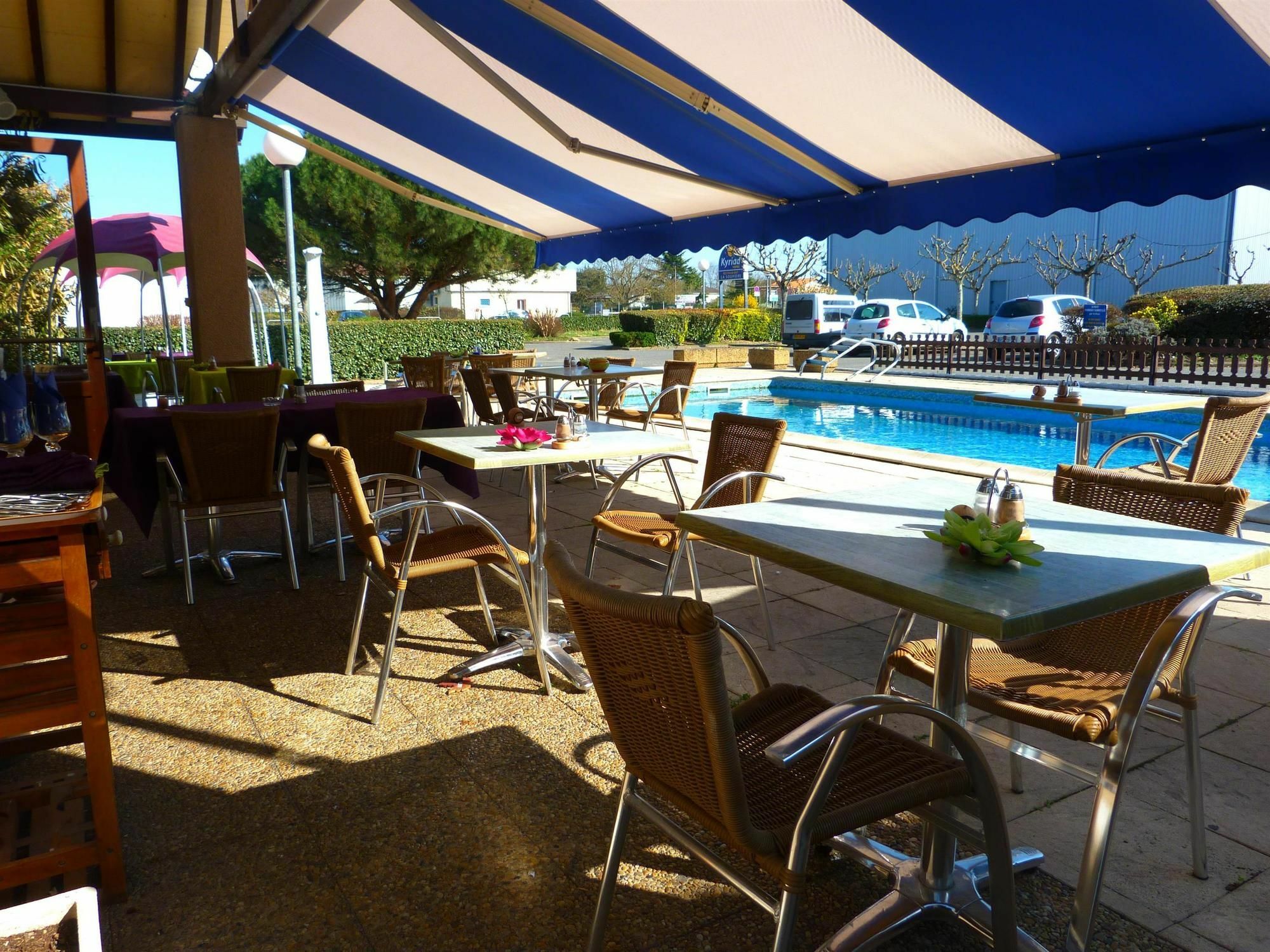 Kyriad Bergerac Saint-Laurent-des-Vignes Exterior foto